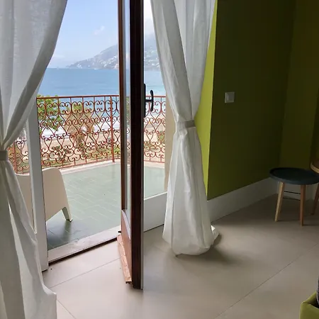 Don Giovanni Hotel *
